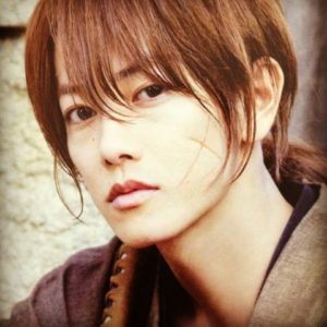 YouTubeチャンネルを開設した佐藤健は李家の反町隆史とソックリ!